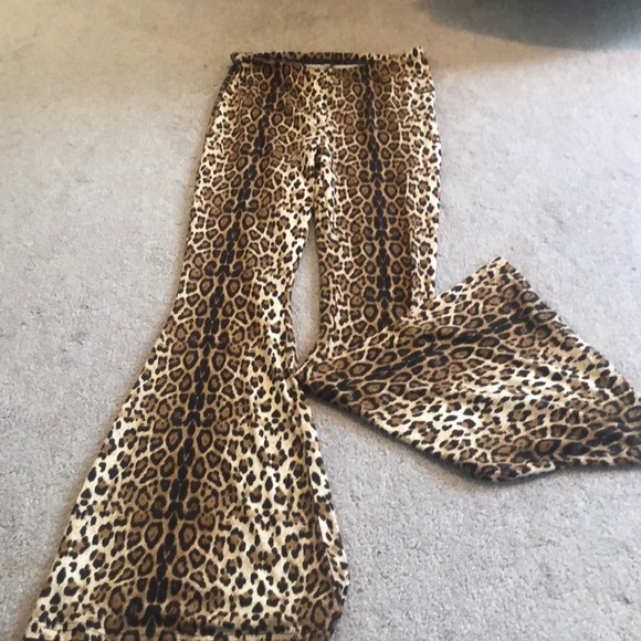 Cheetah print flare pants - Picture 2 of 4